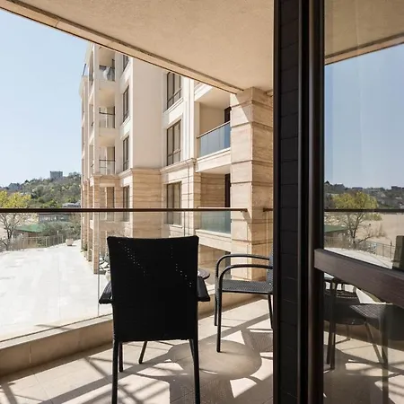 Apartment Beachfront 1br With Sea View And Private Parking Space, Cabacum Plaza, Kabakum *