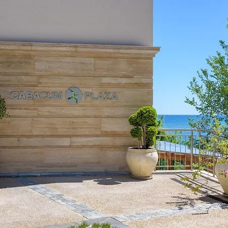 Beachfront 1br With Sea View And Private Parking Space, Cabacum Plaza, Kabakum * 바르나