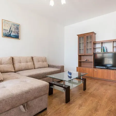Beachfront 1br With Sea View And Private Parking Space, Cabacum Plaza, Kabakum Apartamento Varna